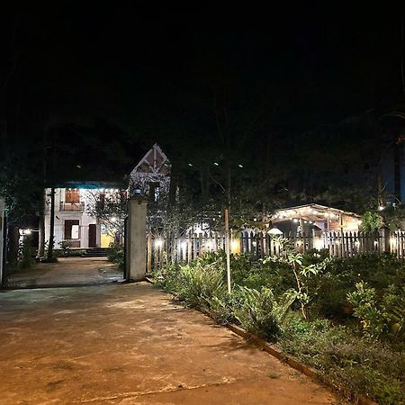 Chino Homestay Mang Den - Villa Tai Mang Den Tỉnh Kontum Екстериор снимка